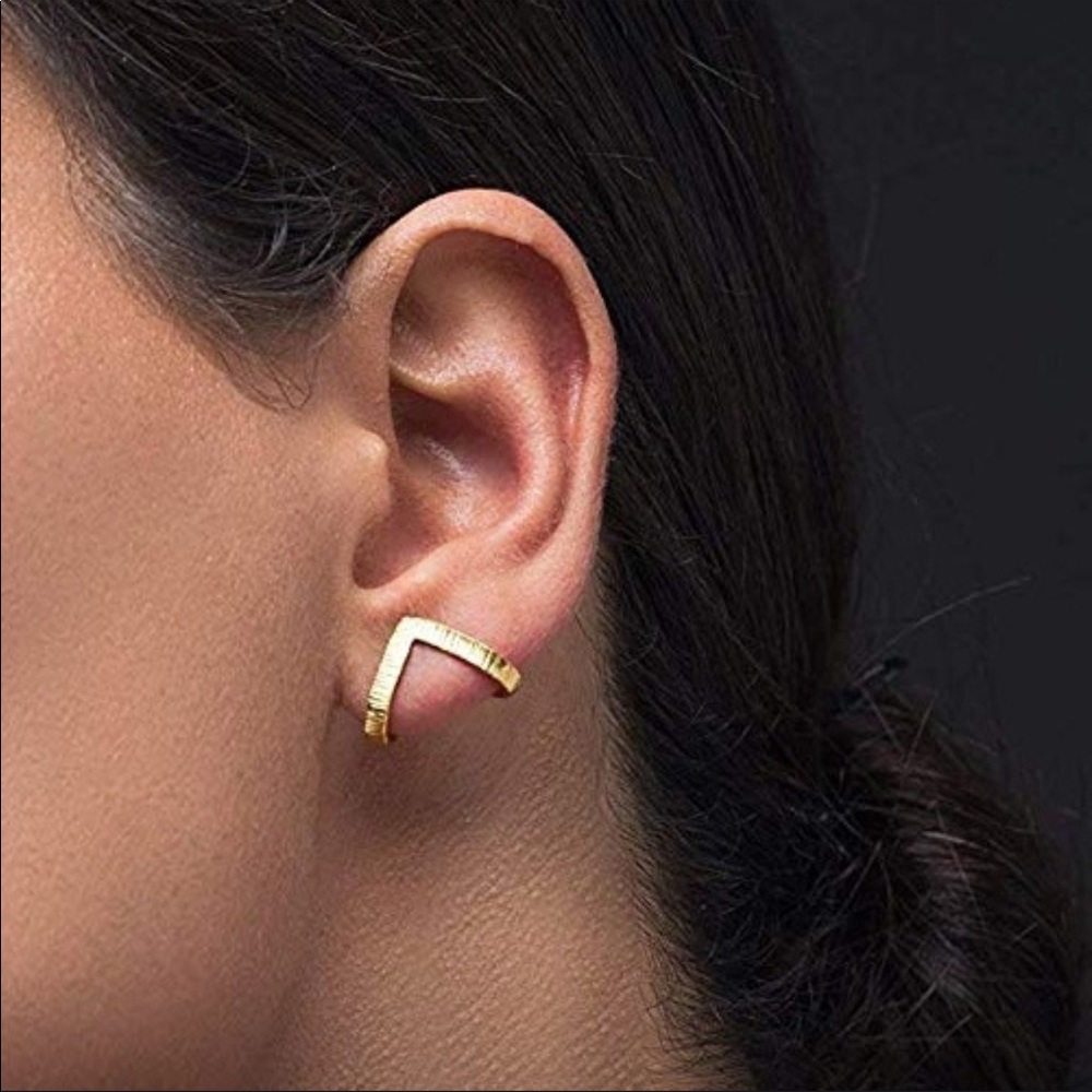 Minimalism Cuff earrings
